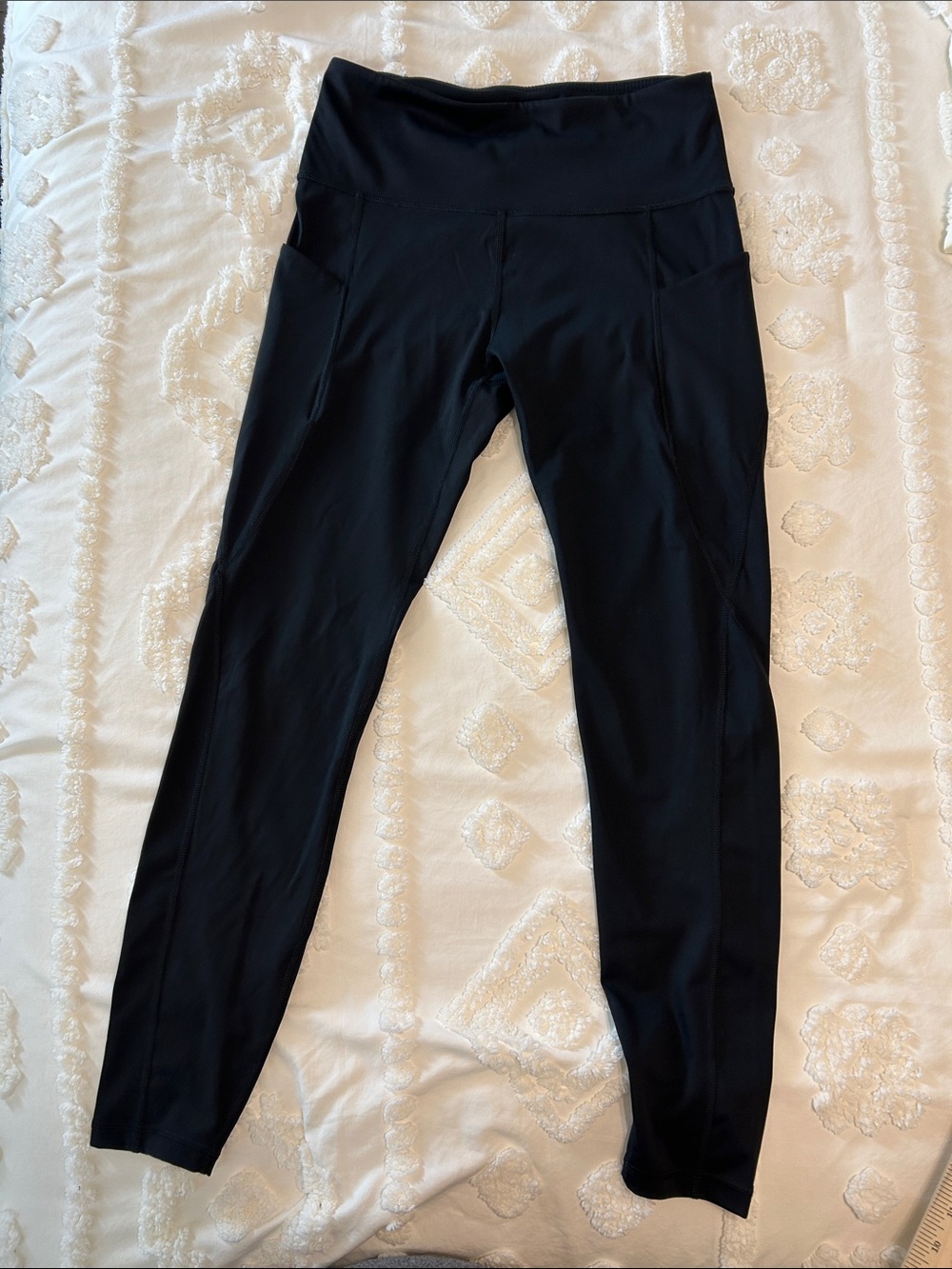 High-Waist Black Womens Leggings with Side Pockets